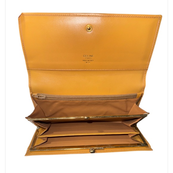 Celine Kisslock Wallet - Picture 5 of 9